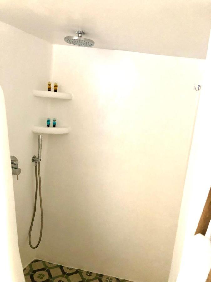 Oldtown Suites Fira Dış mekan fotoğraf