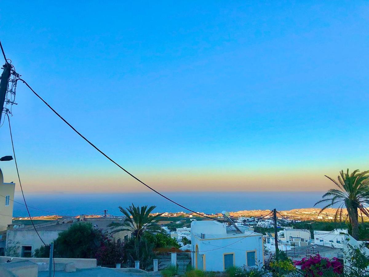 Oldtown Suites Fira Dış mekan fotoğraf