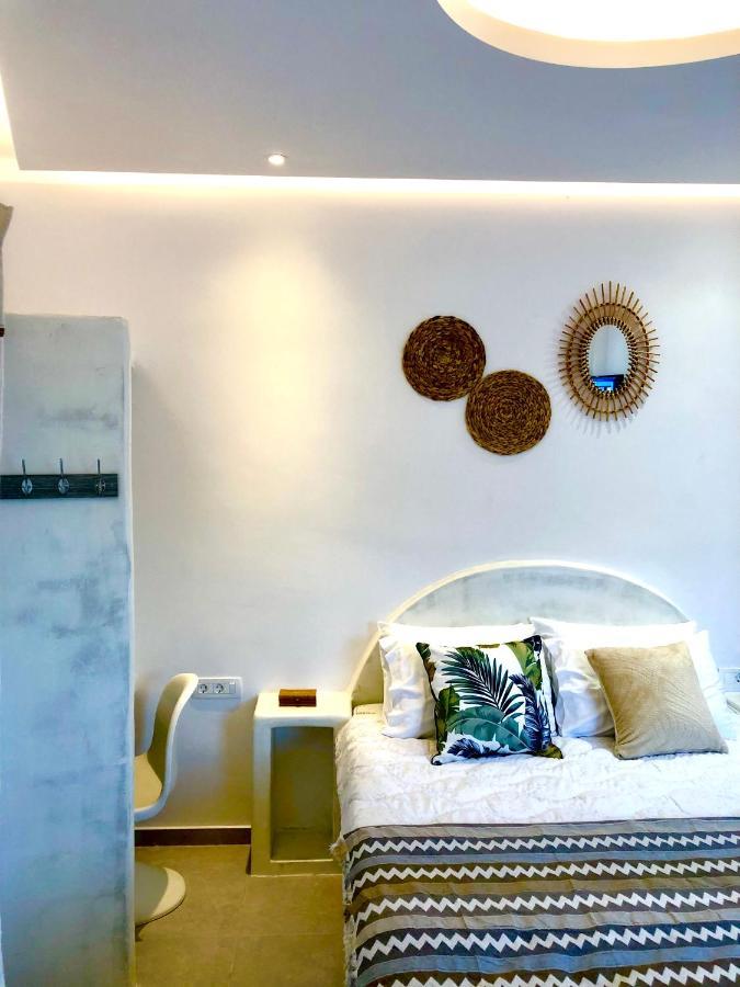 Oldtown Suites Fira Dış mekan fotoğraf