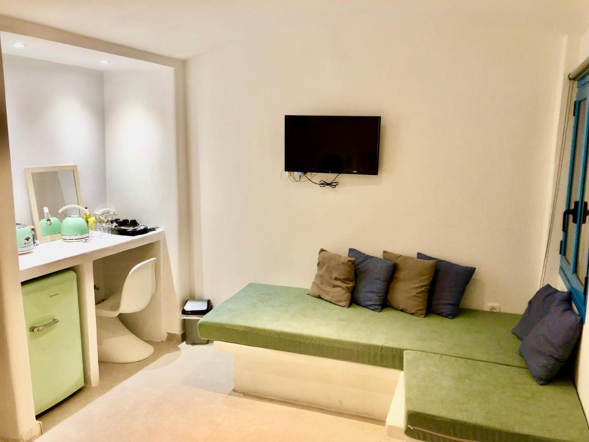 Oldtown Suites Fira Dış mekan fotoğraf