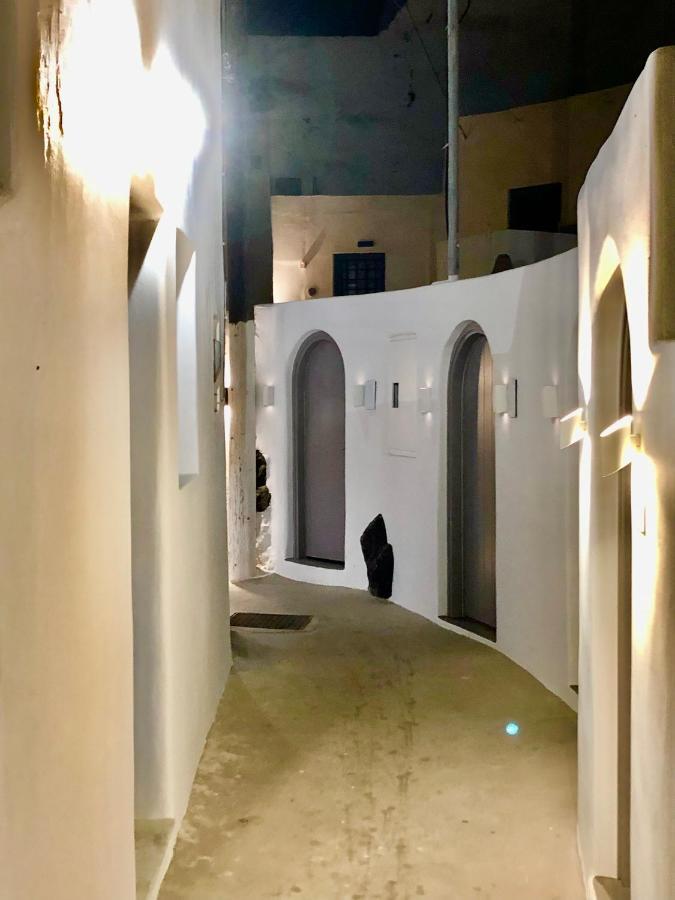 Oldtown Suites Fira Dış mekan fotoğraf