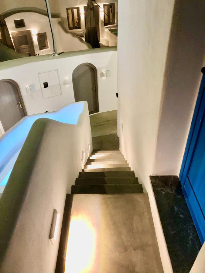 Oldtown Suites Fira Dış mekan fotoğraf